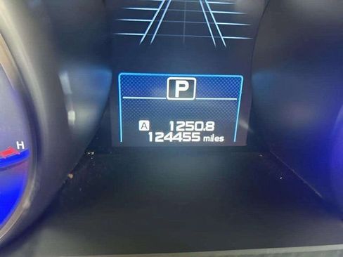 Used 2019 Subaru Outback 2.5i Limited image 14