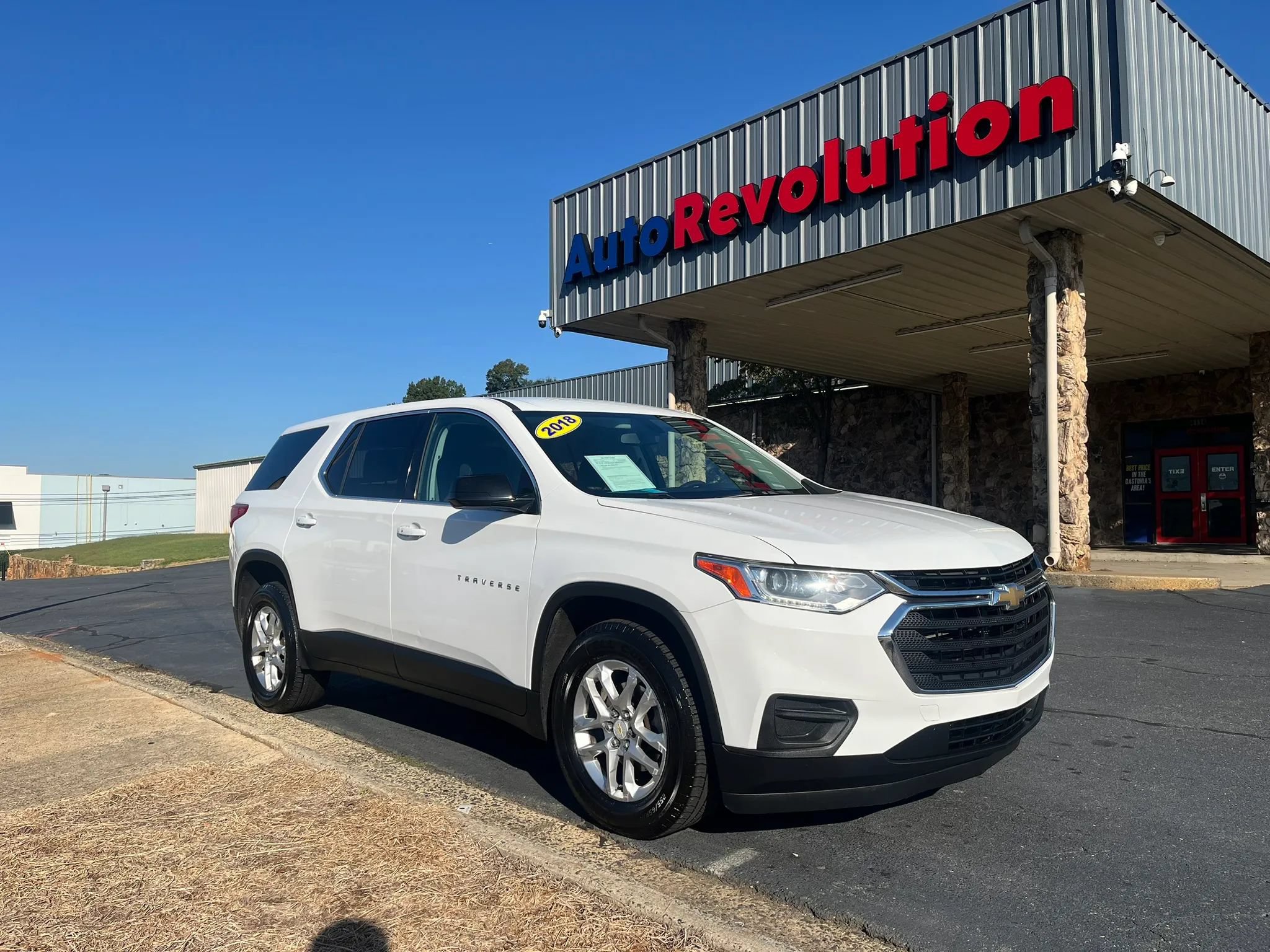 Used 2018 Chevrolet Traverse LS AWD/4WD image 1