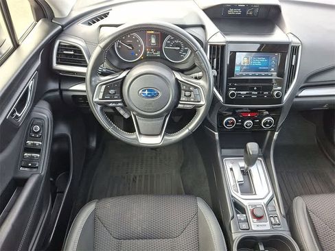 Used 2020 Subaru Forester Premium image 21