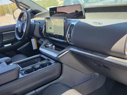 New 2026 Ford Expedition Tremor AWD/4WD image 17