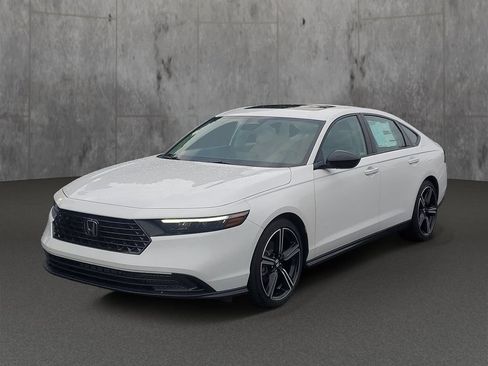 New 2026 Honda Accord SE image 2