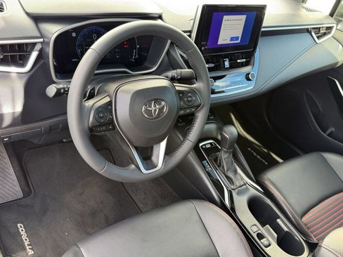 Certified 2024 Toyota Corolla XSE FWD image 4
