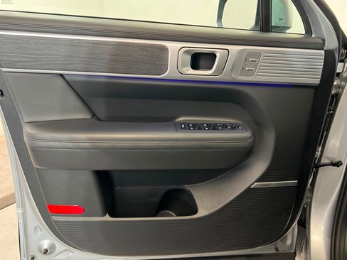 Used 2024 Hyundai Santa Fe Limited image 15