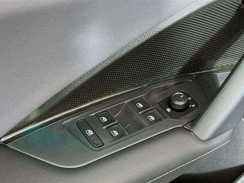 New 2026 Volkswagen Tiguan SE AWD/4WD image 6