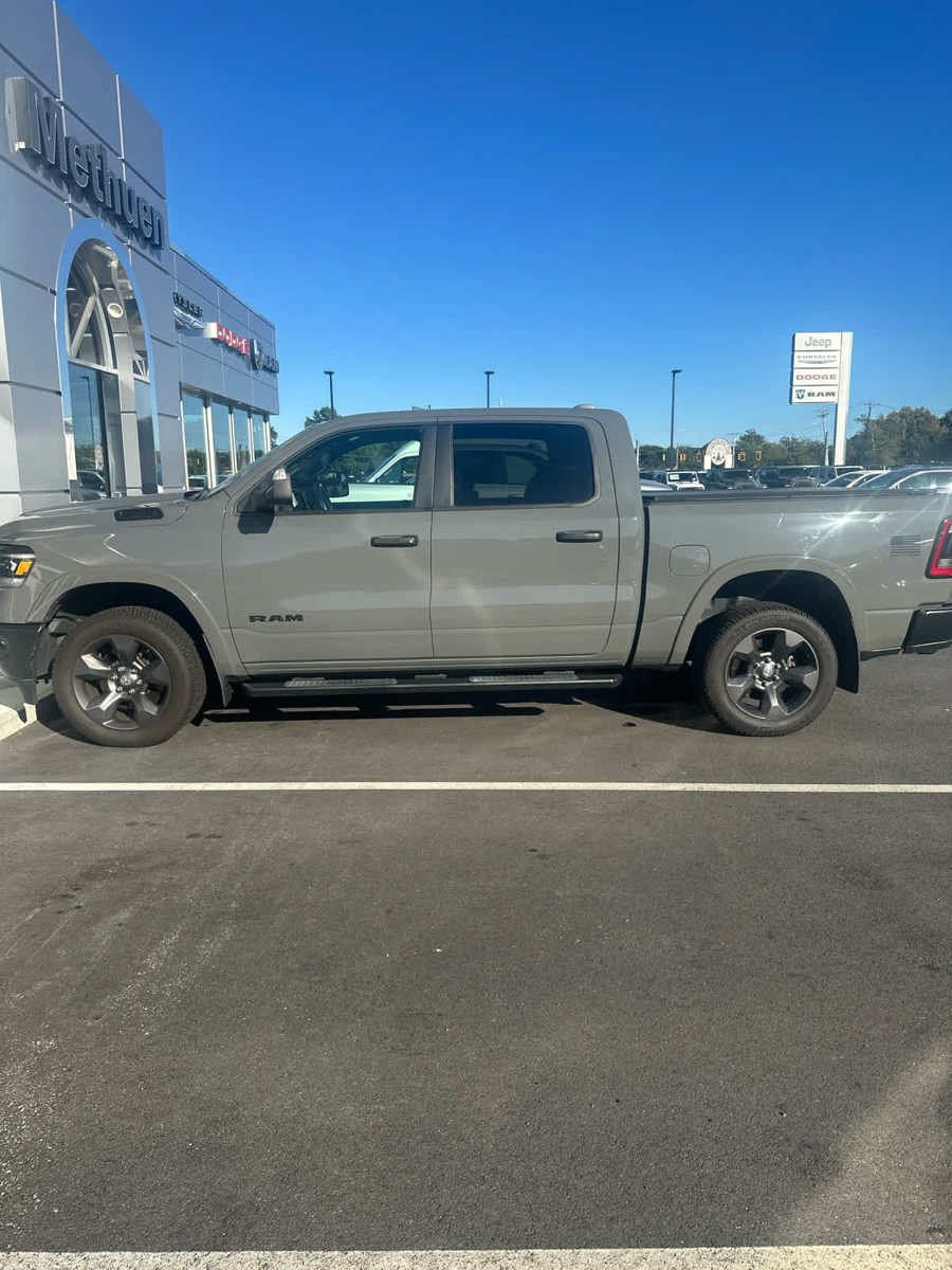 Used 2020 RAM 1500 Big Horn w/ Built-to-serve Edition AWD/4WD image 1