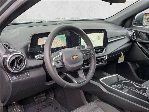 New 2026 Chevrolet Equinox LT FWD image 3
