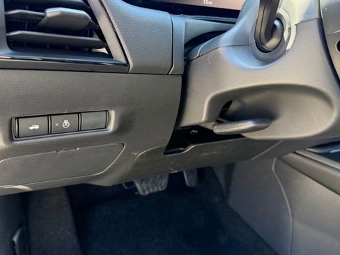 New 2026 Nissan Sentra SV w/ SV Convenience Package image 17