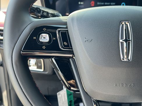 New 2025 Lincoln Corsair Grand Touring w/ Jet Appearance Package image 17