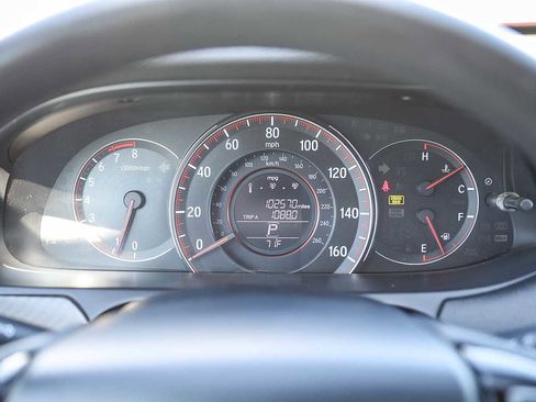 Used 2016 Honda Accord Sport image 22