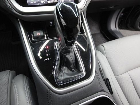 Used 2025 Subaru Legacy Limited image 30