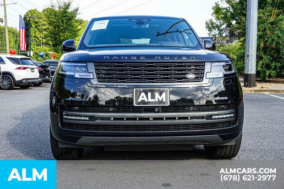Used 2025 Land Rover Range Rover SE AWD/4WD image 9