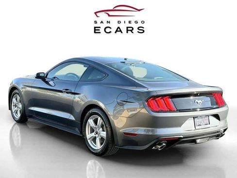 Used 2019 Ford Mustang Coupe image 7