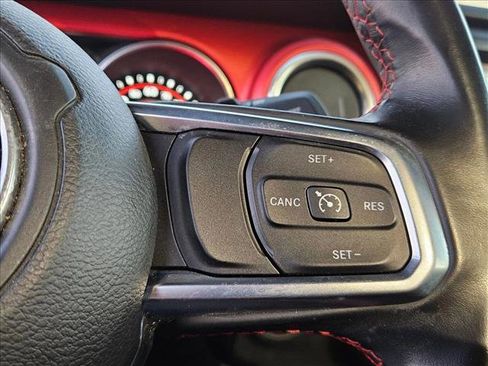 Used 2020 Jeep Wrangler Unlimited Rubicon AWD/4WD image 11