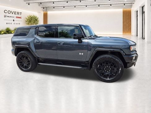 New 2026 GMC Hummer EV SUV AWD/4WD image 13