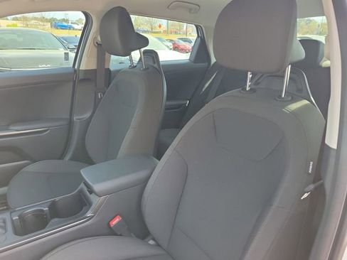 New 2026 Kia K4 LX image 16