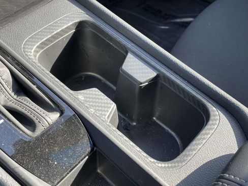 Used 2025 Nissan Sentra S image 29