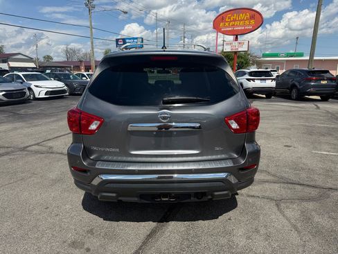 Used 2018 Nissan Pathfinder SL w/ SL Premium Package FWD image 7