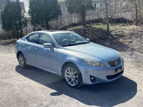 Used 2011 Lexus IS 250 AWD w/ Premium Pkg Value Edition image 9