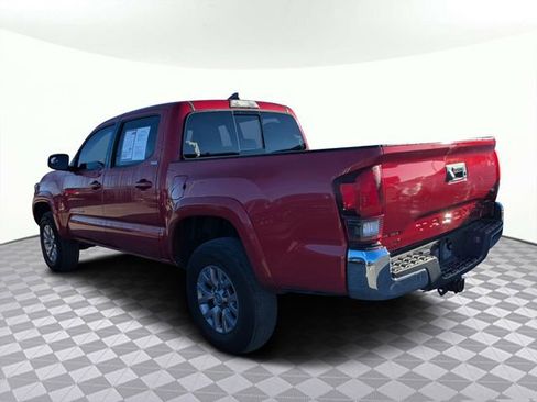 Used 2018 Toyota Tacoma SR5 image 5
