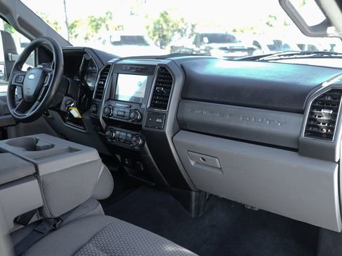 Used 2021 Ford F550 4x4 Crew Cab Super Duty image 34