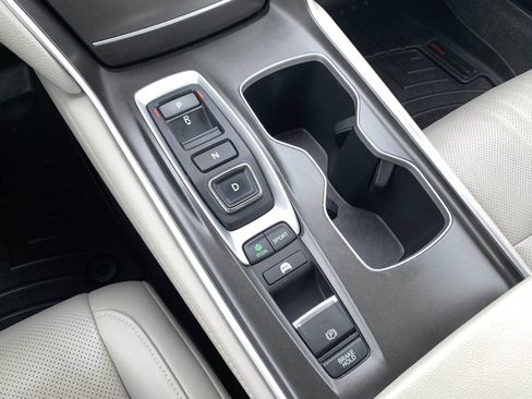 Used 2020 Honda Accord Touring image 31