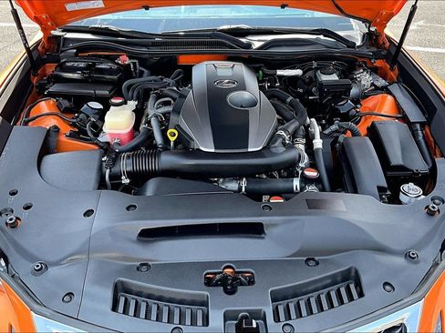 Used 2016 Lexus RC 200t RWD image 10