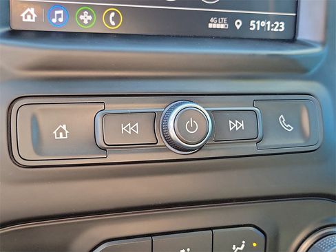 Used 2020 Chevrolet Silverado 1500 Custom w/ Custom Value Package image 26