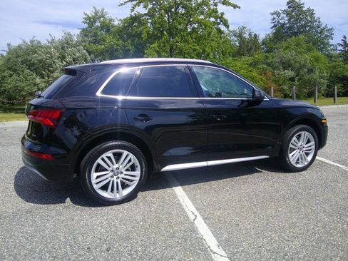 Used 2020 Audi Q5 2.0T Premium Plus w/ Premium Plus Package AWD/4WD image 17