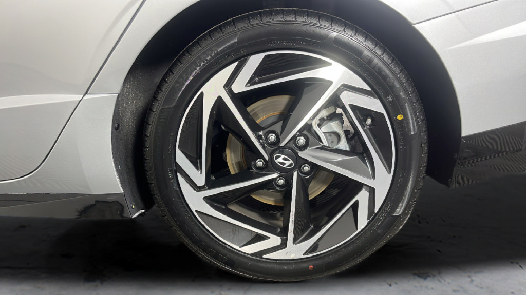 Used 2025 Hyundai Sonata SEL FWD image 48
