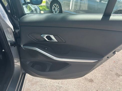 Used 2025 BMW 330i Sedan RWD image 31