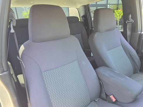 Used 2012 Chevrolet Colorado LT RWD image 13