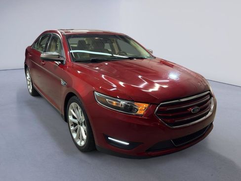 Used 2018 Ford Taurus Limited AWD/4WD image 1