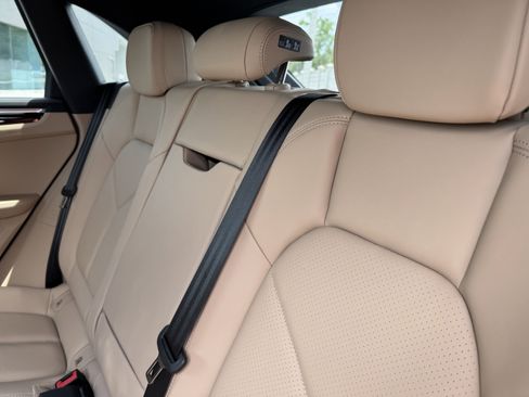 New 2025 Porsche Macan image 20