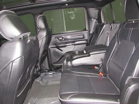 Used 2023 RAM 1500 Limited w/ Body Color Bumper Group image 29