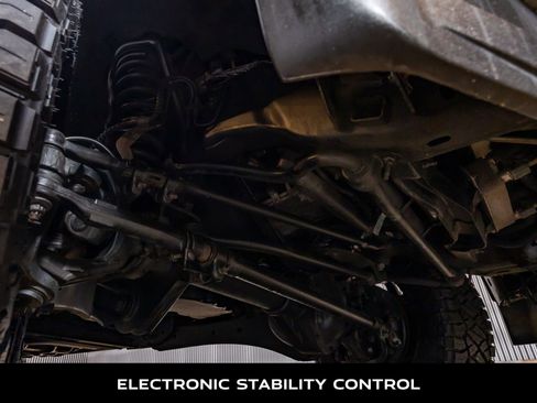 Used 2017 Ford F350 Platinum w/ Platinum Ultimate Package image 14