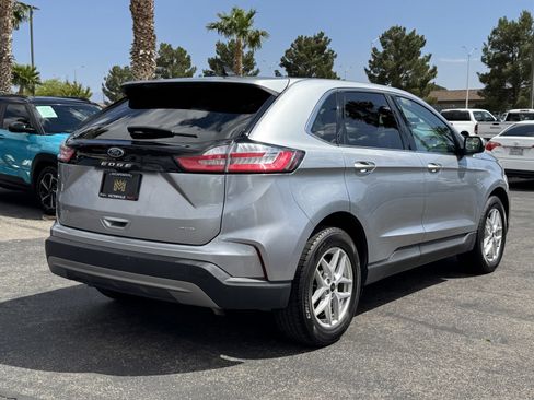 Used 2024 Ford Edge SEL image 6