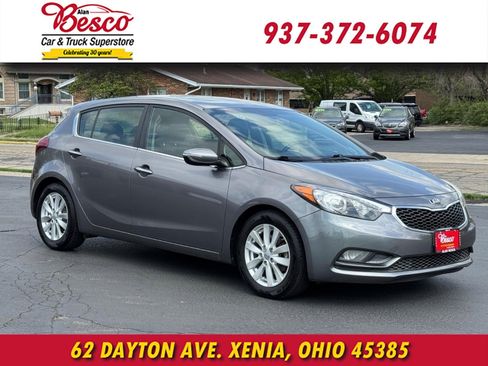Used 2015 Kia Forte EX w/ EX Premium Package image 1