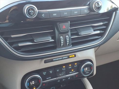 Used 2021 Ford Escape SEL w/ Technology Package image 29