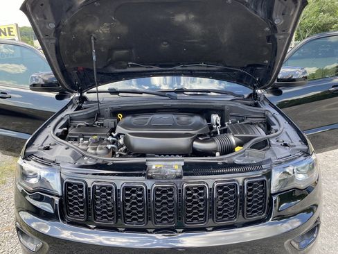 Used 2021 Jeep Grand Cherokee Laredo X AWD/4WD image 20