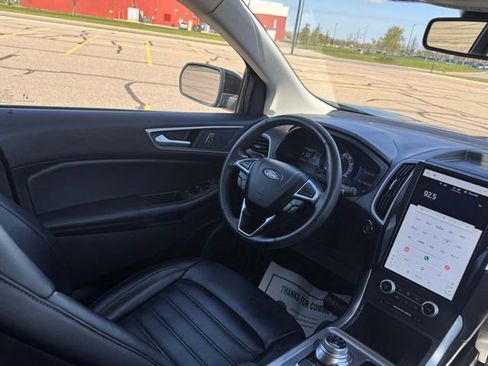 Used 2023 Ford Edge SEL w/ Convenience Package AWD/4WD image 17