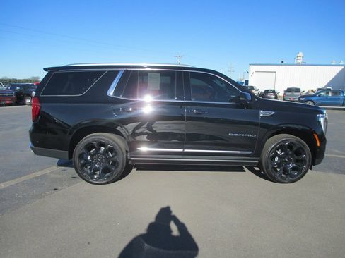 Certified 2025 GMC Yukon Denali w/ Denali Reserve Package image 4