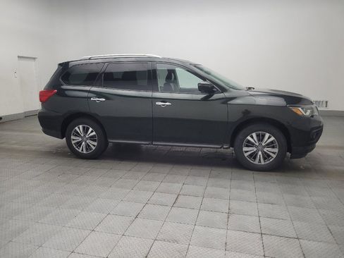 Used 2020 Nissan Pathfinder SL AWD/4WD image 10