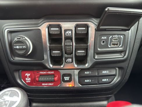 Used 2023 Jeep Wrangler Unlimited Rubicon 4xe w/ Safety Group image 35