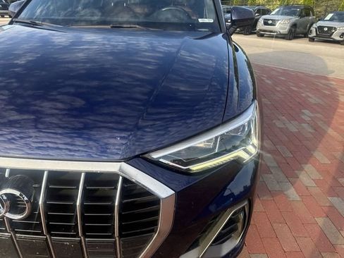 Used 2022 Audi Q3 2.0T Premium Plus w/ Premium Plus Package AWD/4WD image 23