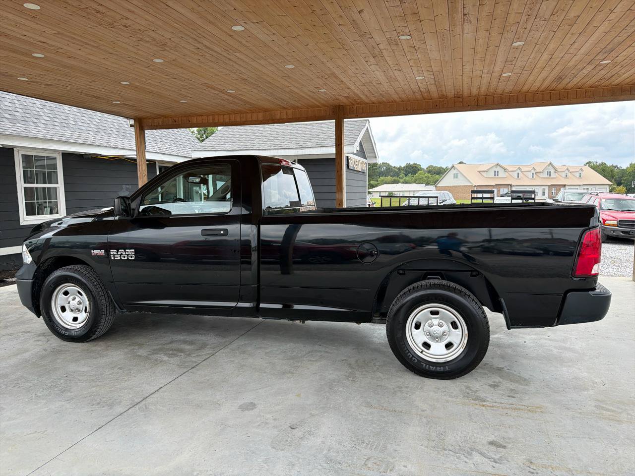 Used 2013 RAM 1500 Tradesman w/ PWR & Remote Entry Group RWD image 4