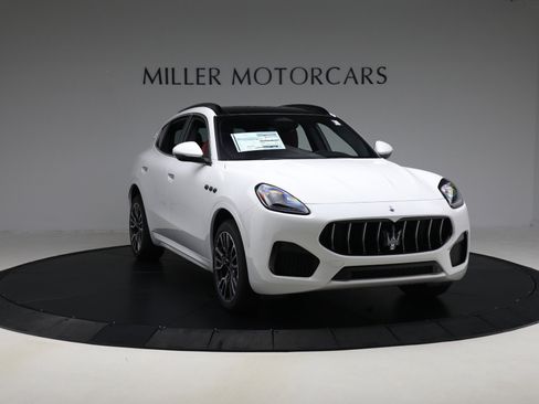 New 2025 Maserati Grecale GT image 10