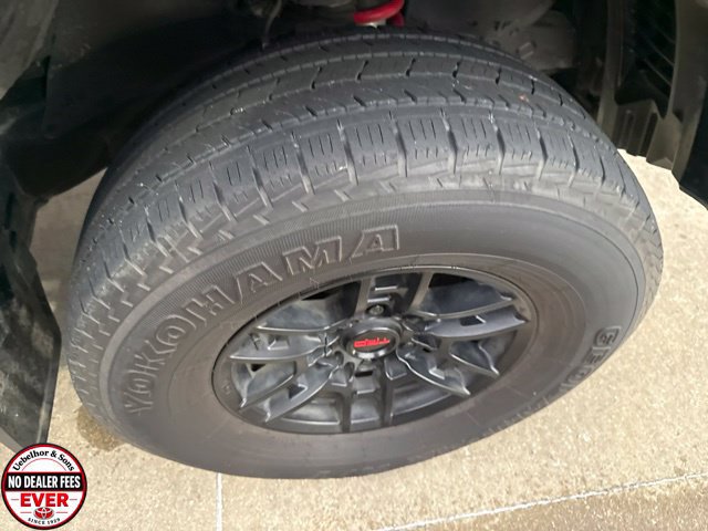 Used 2021 Toyota Tacoma TRD Pro AWD/4WD image 11