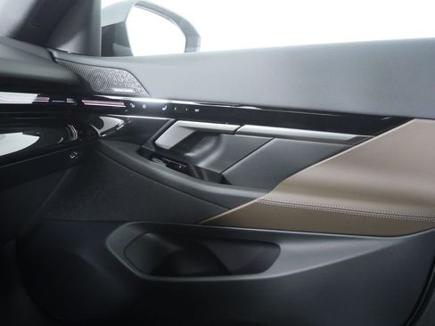 New 2026 BMW 530i image 24