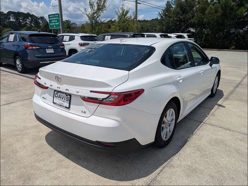 Used 2025 Toyota Camry LE FWD image 3