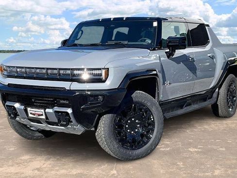 New 2026 GMC Hummer EV 3X Crew Cab image 2